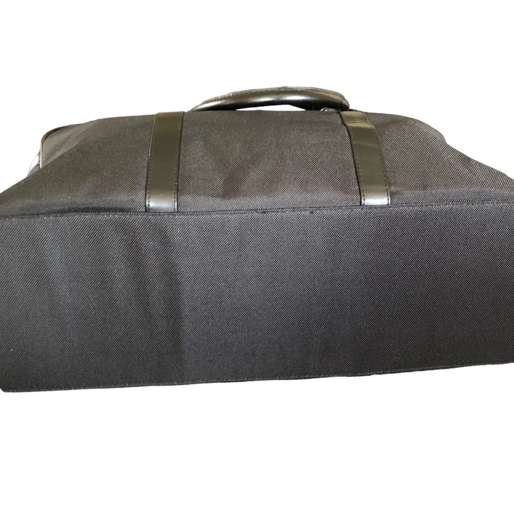 Hugo Boss Parfums Black Weekender Bag Double Handles Nylon Sz.19.5X12 Travel Bag